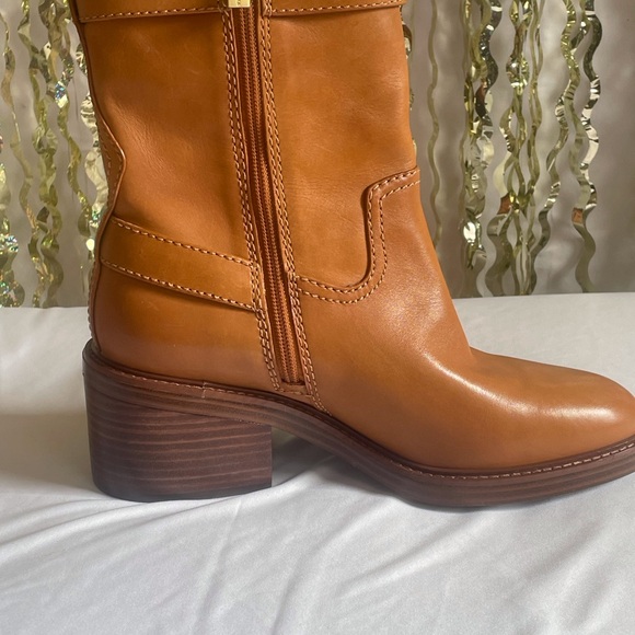 Vince Brown Heeled Boots - Picture 4 of 9
